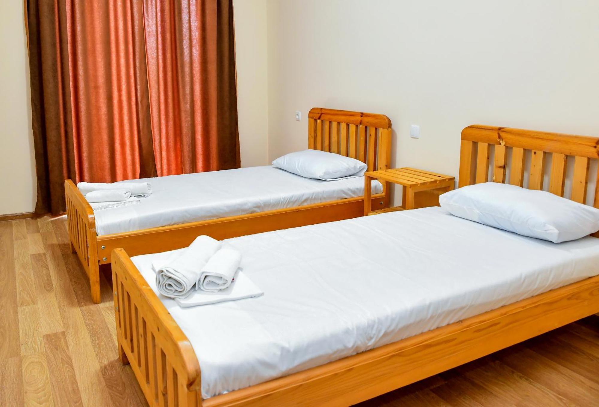 Just Inn Kutaisi Luaran gambar