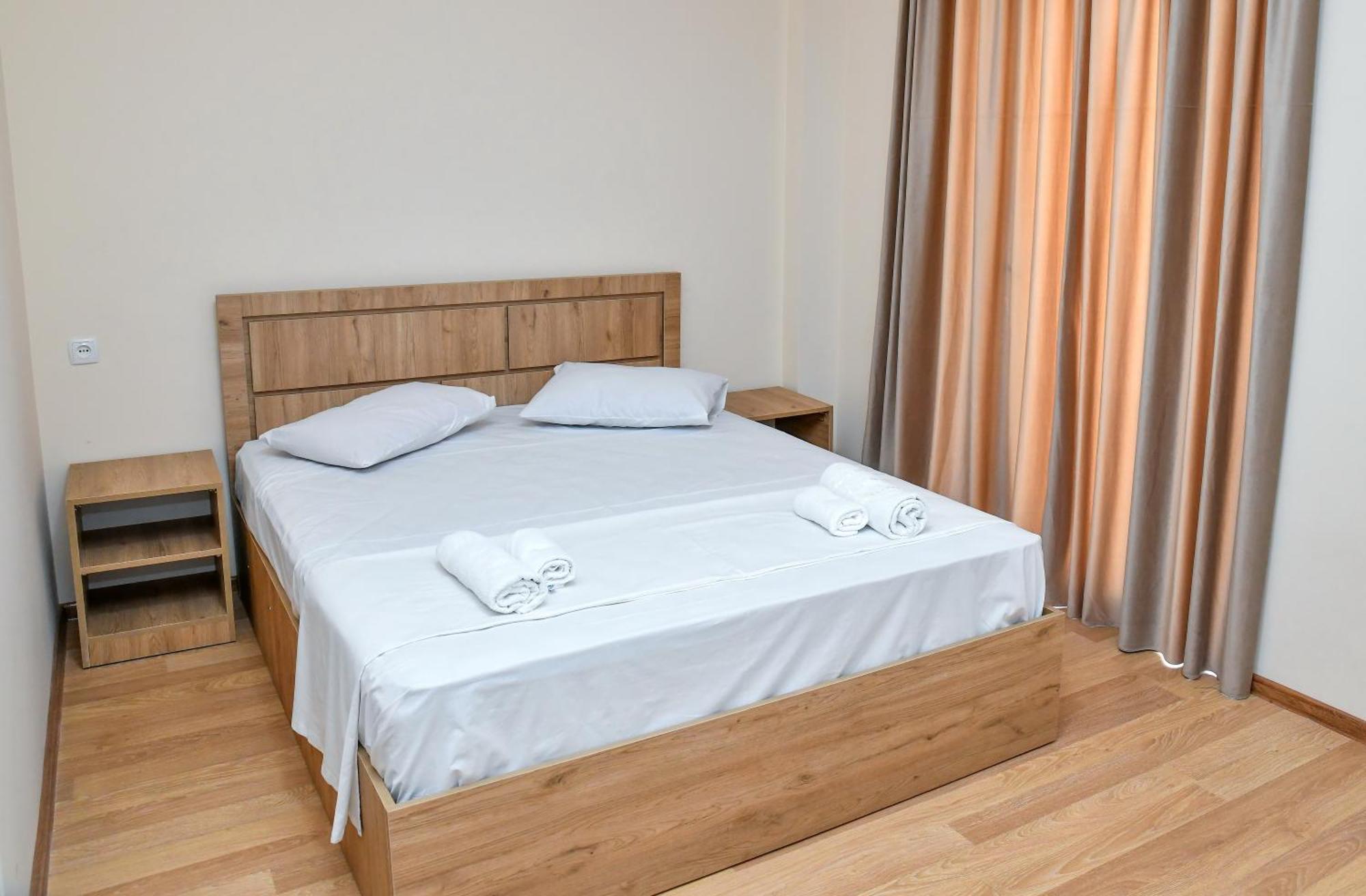 Just Inn Kutaisi Luaran gambar