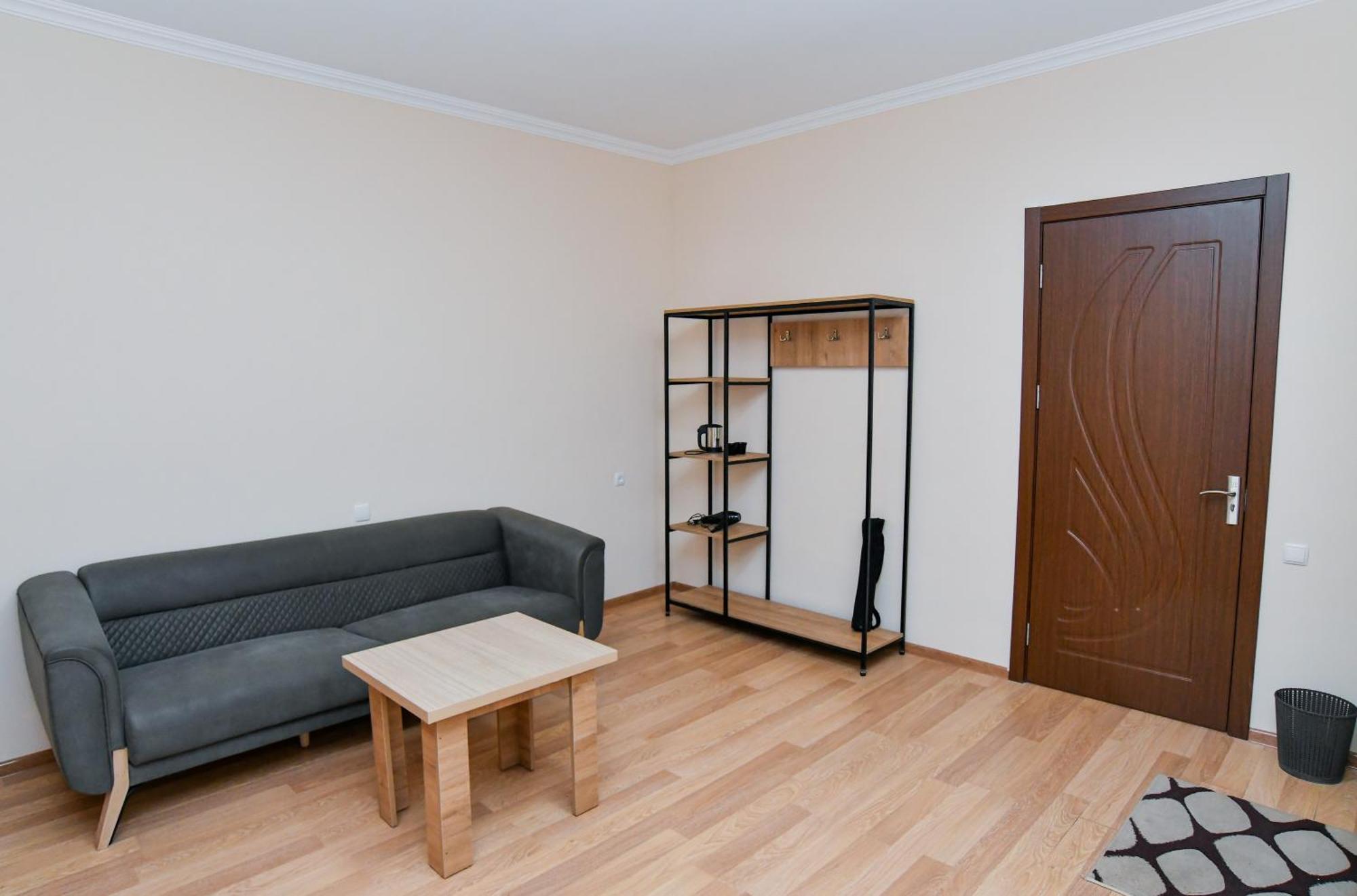 Just Inn Kutaisi Luaran gambar