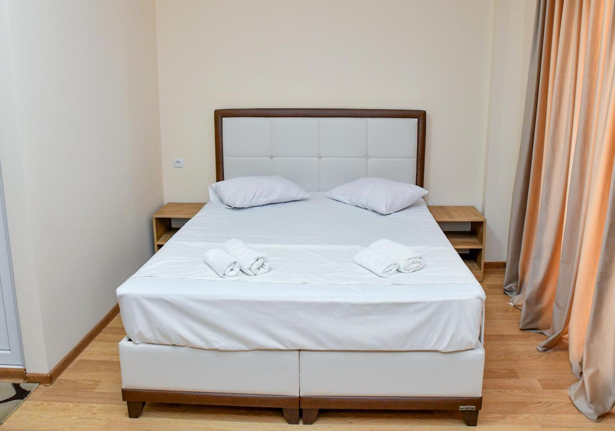 Just Inn Kutaisi Luaran gambar